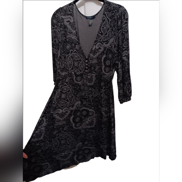 Banana Republic Black and Gray Midi Dress - Picture 2 of 7